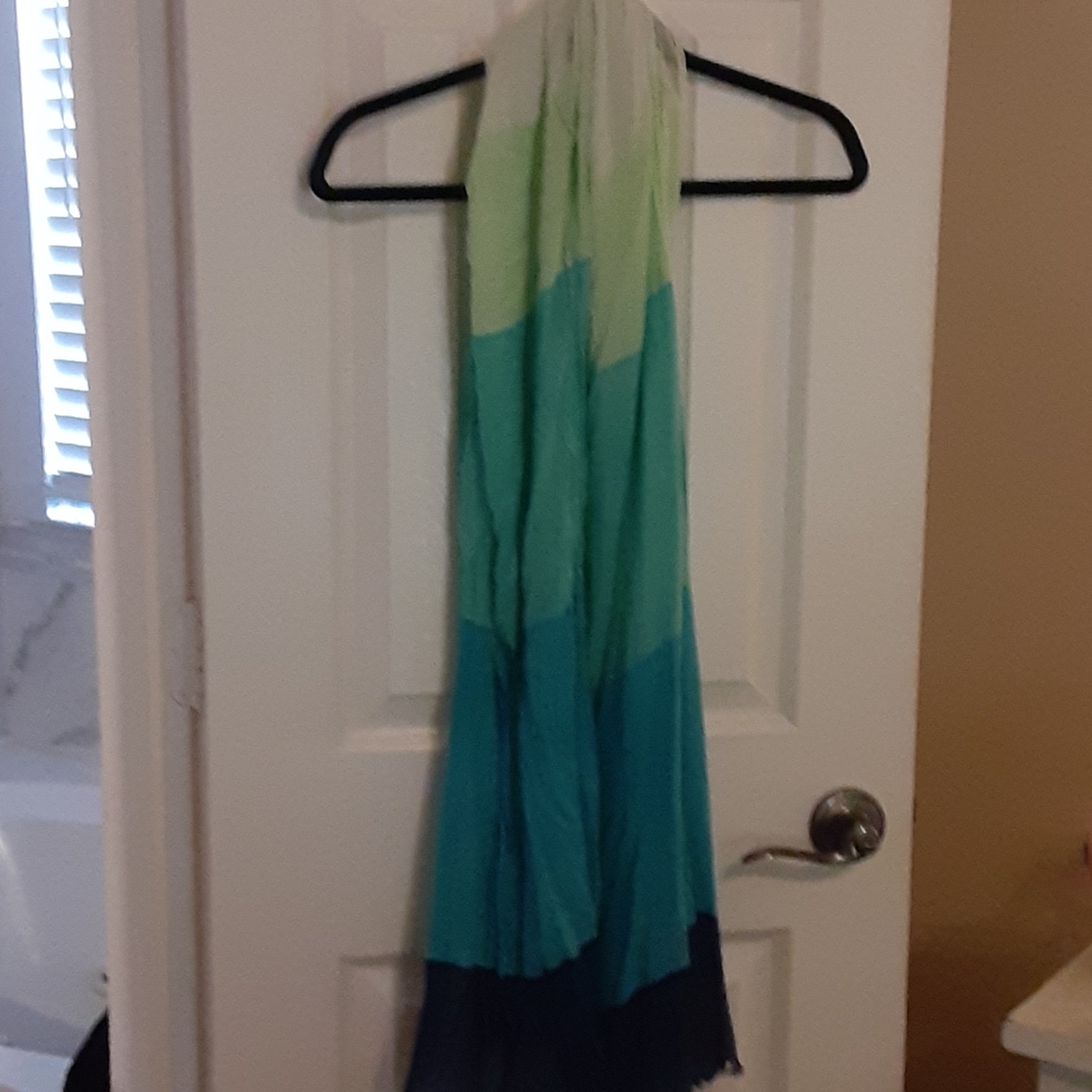 Gap Scarf